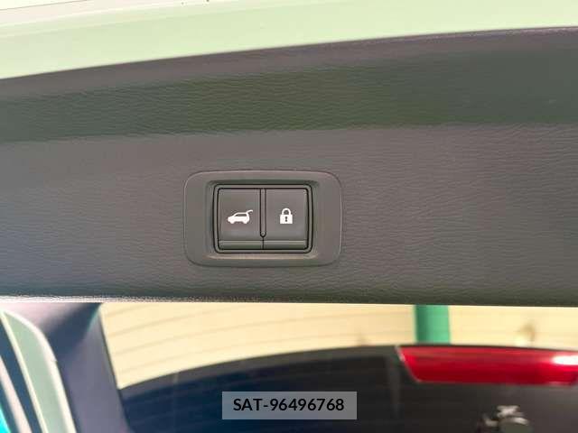 Mitsubishi OUTLANDER PHEV 2022-02 8563130-9