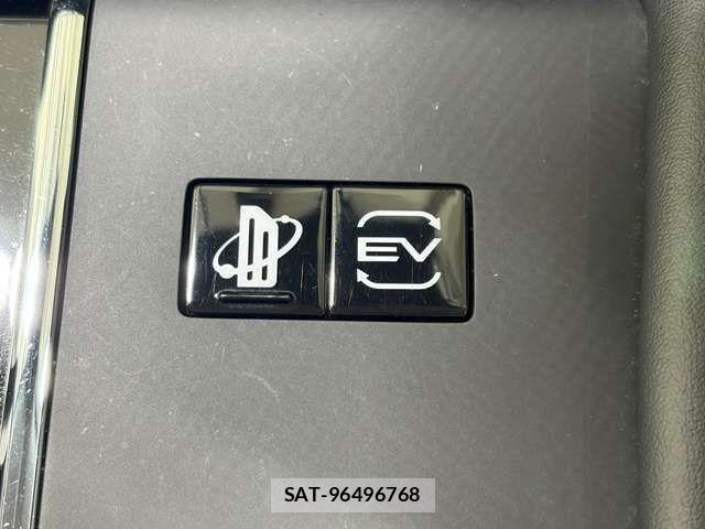 Mitsubishi OUTLANDER PHEV 2022-02 8563130-13