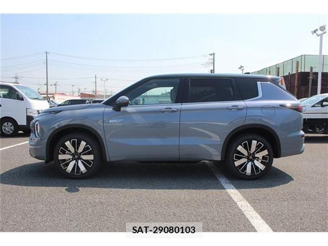 Mitsubishi OUTLANDER PHEV 2025-07 8628301-11