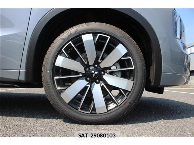 Mitsubishi OUTLANDER PHEV 2025-07 8628301-16