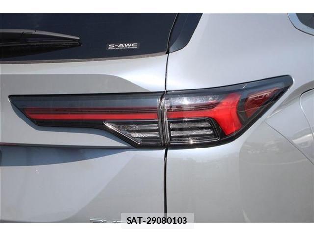 Mitsubishi OUTLANDER PHEV 2025-07 8628301-27