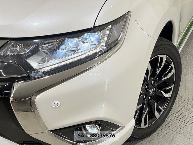Mitsubishi OUTLANDER PHEV 2018-03 8628309-11