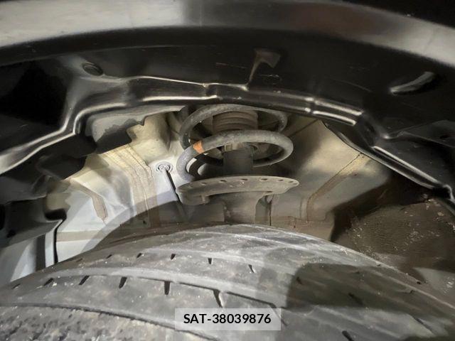 Mitsubishi OUTLANDER PHEV 2018-03 8628309-19