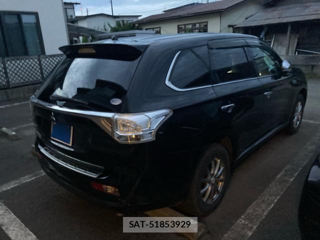 Mitsubishi OUTLANDER PHEV 2013-12 8628310-8