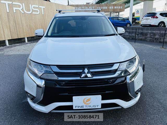 Mitsubishi OUTLANDER PHEV 2016-01 8628308-15