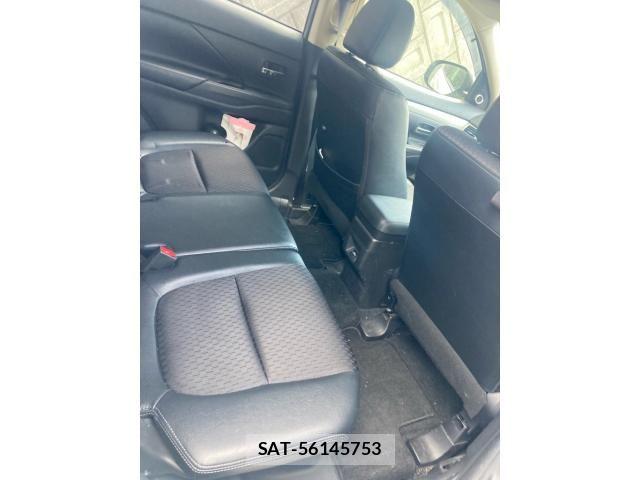 Mitsubishi OUTLANDER PHEV 2013-12 8628312-15