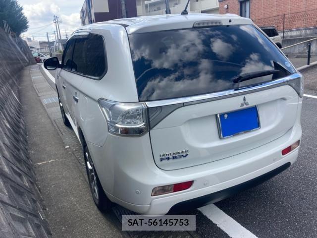 Mitsubishi OUTLANDER PHEV 2013-12 8628312-3