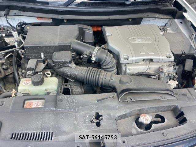 Mitsubishi OUTLANDER PHEV 2013-12 8628312-7