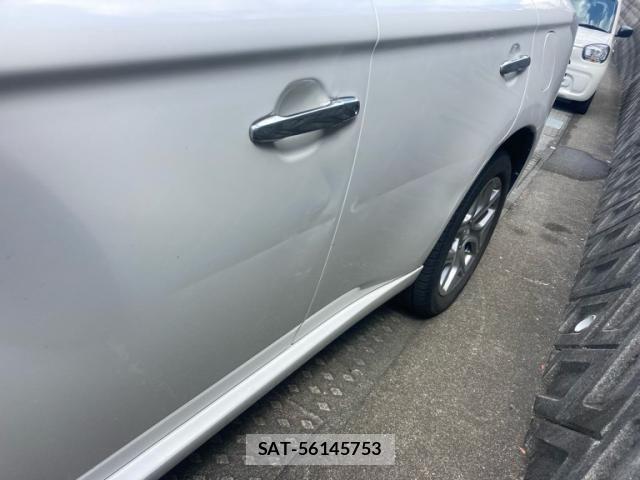 Mitsubishi OUTLANDER PHEV 2013-12 8628312-8