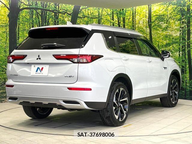 Mitsubishi OUTLANDER PHEV 2022-02 8660925-16