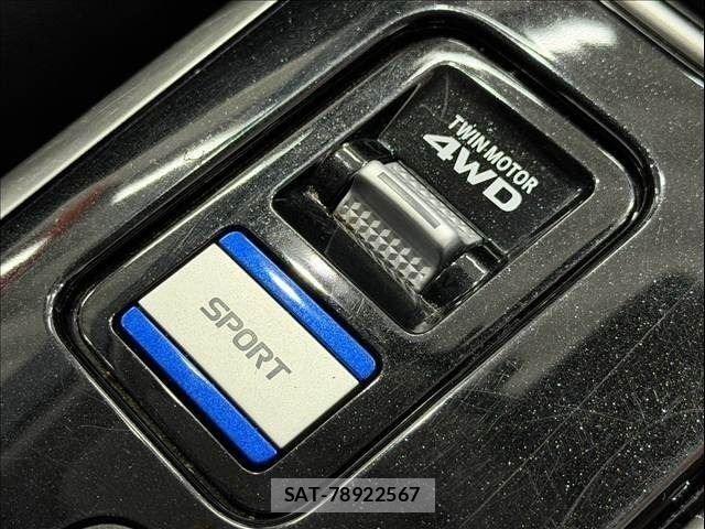 Mitsubishi OUTLANDER PHEV 2018-09 8666712-21