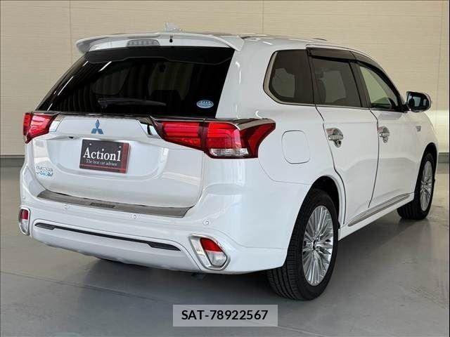 Mitsubishi OUTLANDER PHEV 2018-09 8666712-4