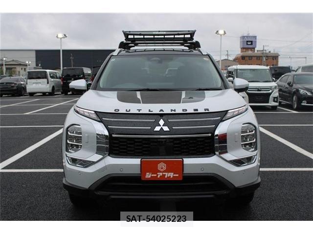 Mitsubishi OUTLANDER PHEV 2024-11 8660923-13