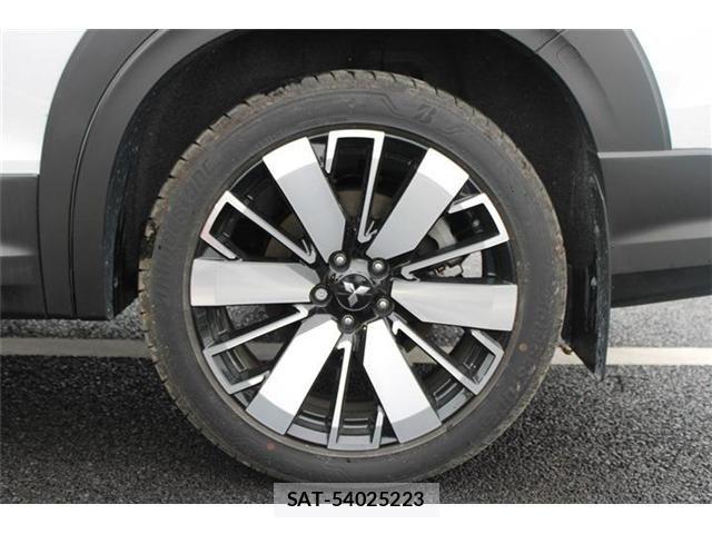 Mitsubishi OUTLANDER PHEV 2024-11 8660923-23