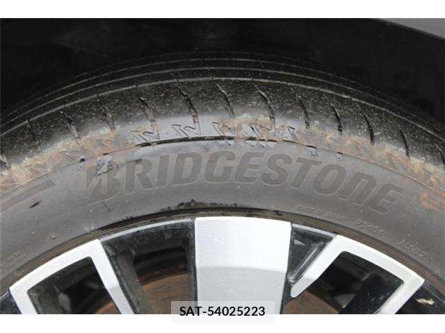 Mitsubishi OUTLANDER PHEV 2024-11 8660923-26