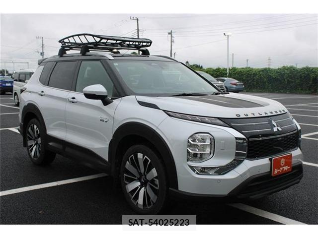 Mitsubishi OUTLANDER PHEV 2024-11 8660923-6