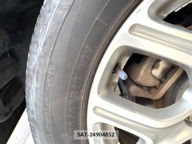 Mitsubishi OUTLANDER PHEV 2013-11 8666710-19