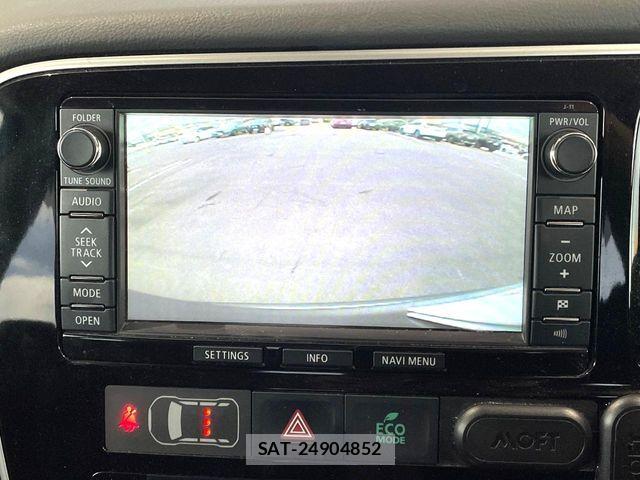 Mitsubishi OUTLANDER PHEV 2013-11 8666710-3