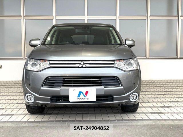 Mitsubishi OUTLANDER PHEV 2013-11 8666710-8