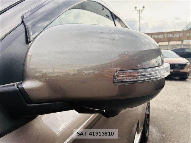 Mitsubishi OUTLANDER PHEV 2017-12 8660928-26