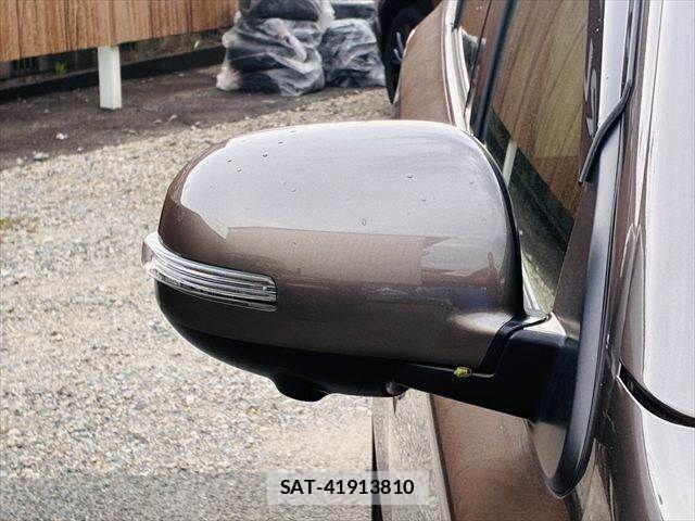 Mitsubishi OUTLANDER PHEV 2017-12 8660928-27