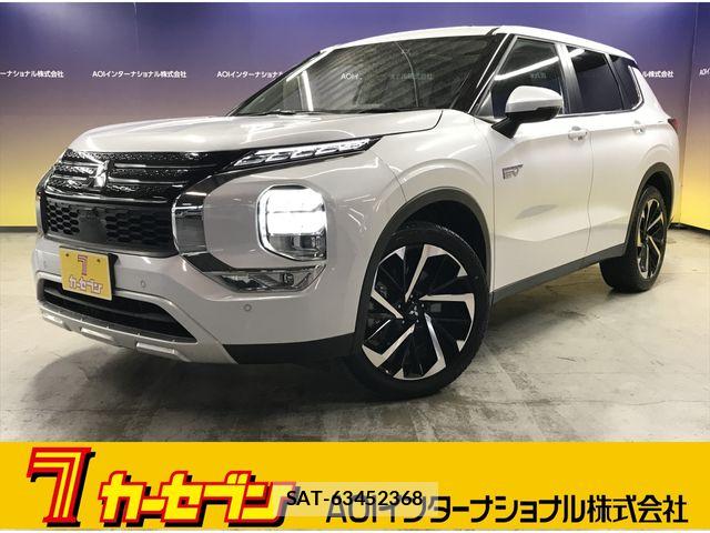 Mitsubishi OUTLANDER PHEV 2023-03 8660927-0