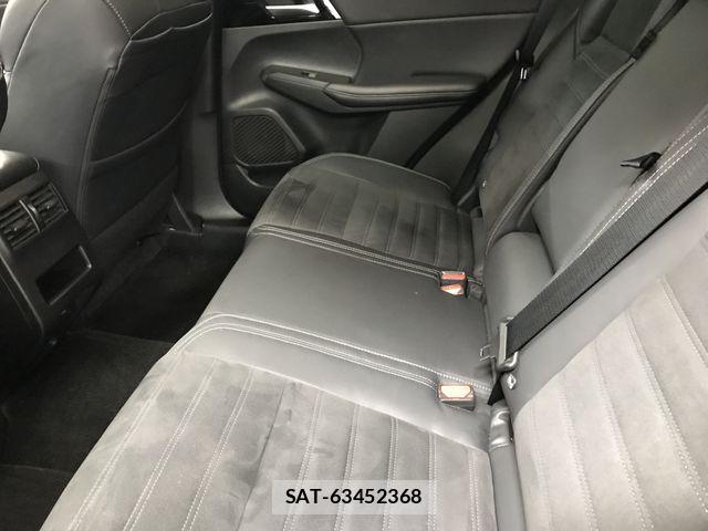 Mitsubishi OUTLANDER PHEV 2023-03 8660927-17