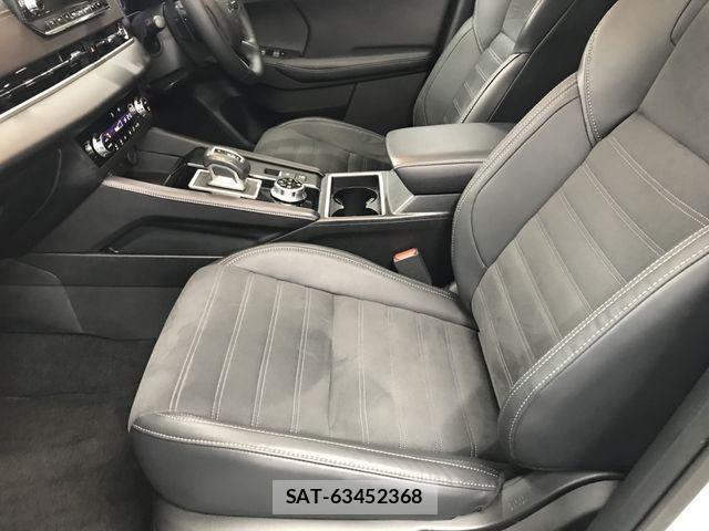 Mitsubishi OUTLANDER PHEV 2023-03 8660927-19