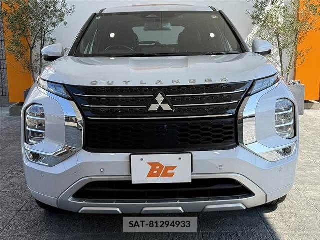 Mitsubishi OUTLANDER PHEV 2022-08 8686259-8