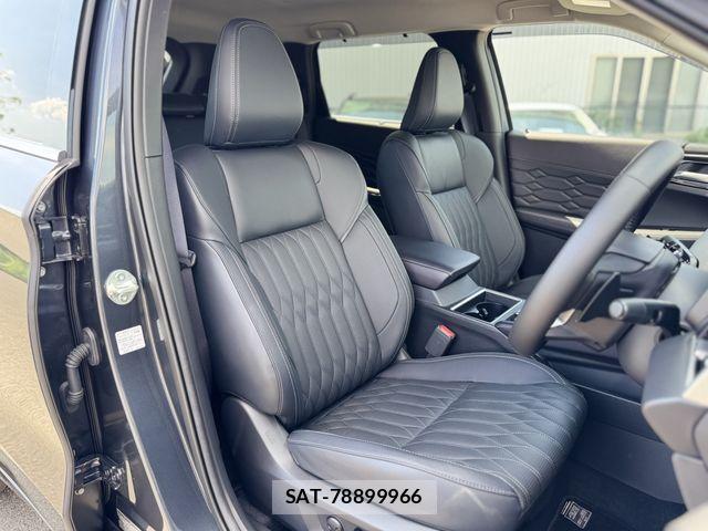 Mitsubishi OUTLANDER PHEV 2024-11 8686256-15