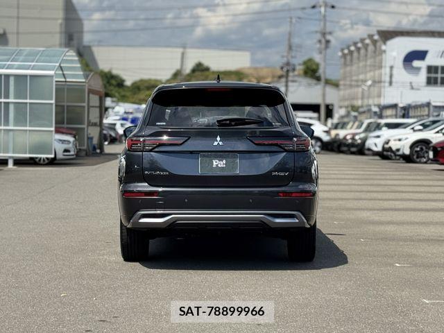 Mitsubishi OUTLANDER PHEV 2024-11 8686256-26