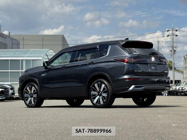 Mitsubishi OUTLANDER PHEV 2024-11 8686256-27