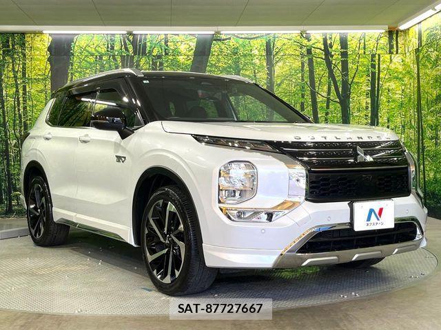 Mitsubishi OUTLANDER PHEV 2023-05 8686258-15