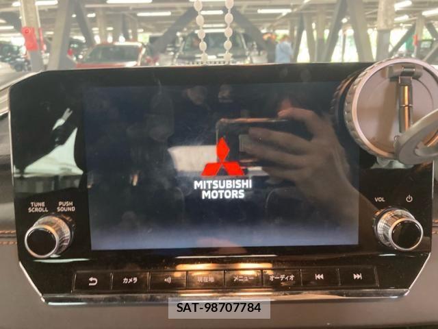 Mitsubishi OUTLANDER PHEV 2022-03 8745097-16