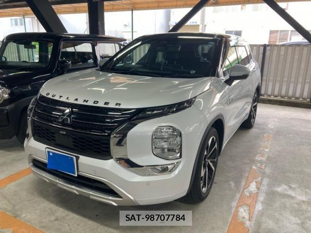 Mitsubishi OUTLANDER PHEV 2022-03 8745097-1