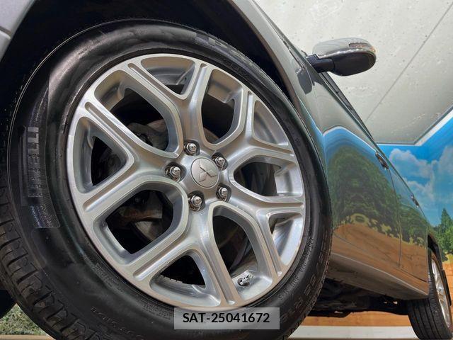 Mitsubishi OUTLANDER PHEV 2013-12 8745108-13