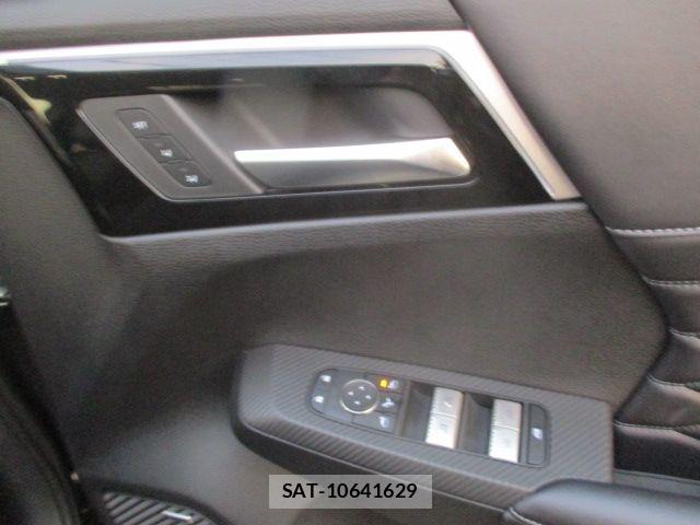 Mitsubishi OUTLANDER PHEV 2024-11 8745094-21