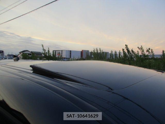Mitsubishi OUTLANDER PHEV 2024-11 8745094-3