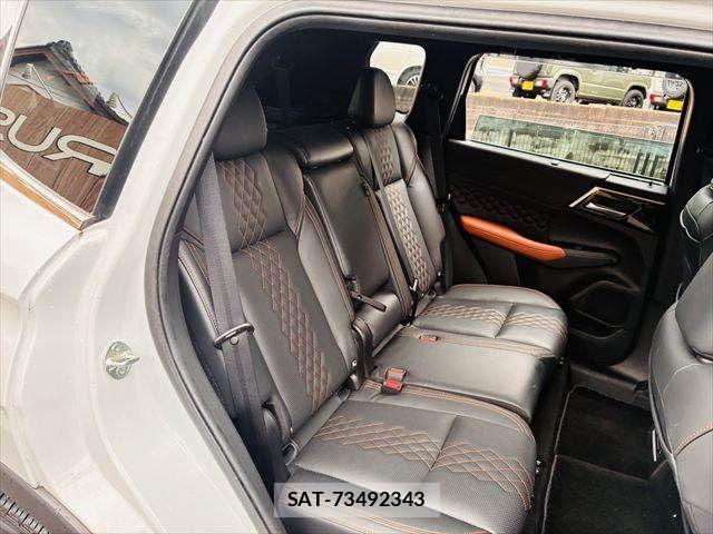 Mitsubishi OUTLANDER PHEV 2022-05 8745096-10