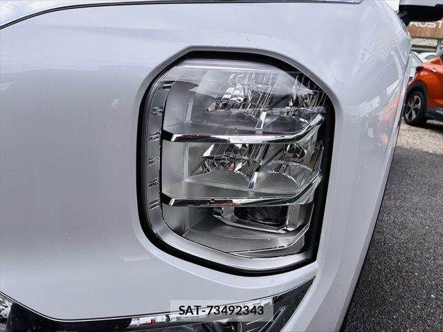 Mitsubishi OUTLANDER PHEV 2022-05 8745096-23
