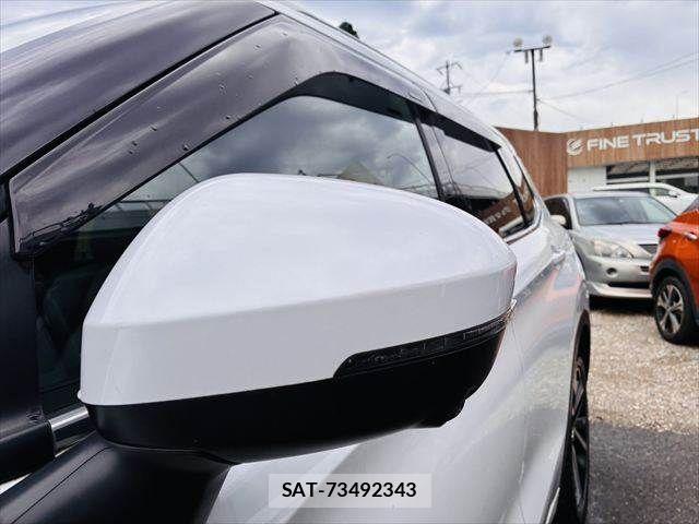 Mitsubishi OUTLANDER PHEV 2022-05 8745096-27