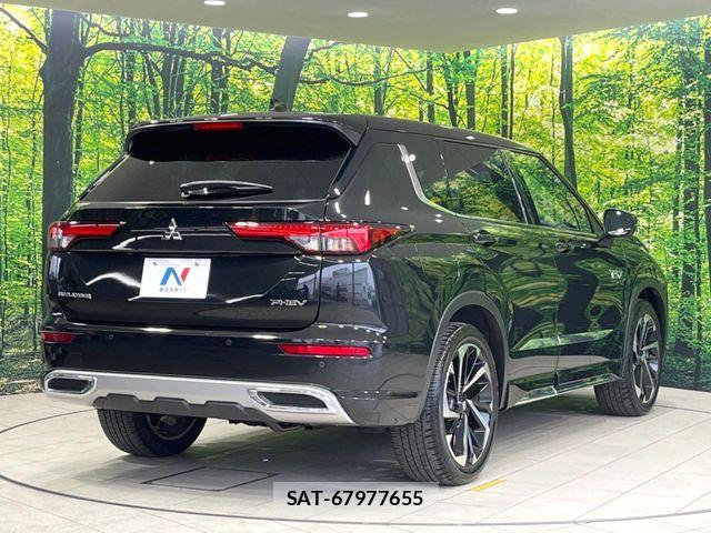 Mitsubishi OUTLANDER PHEV 2022-02 8745095-17