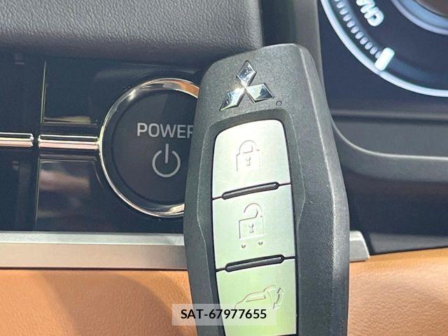 Mitsubishi OUTLANDER PHEV 2022-02 8745095-6