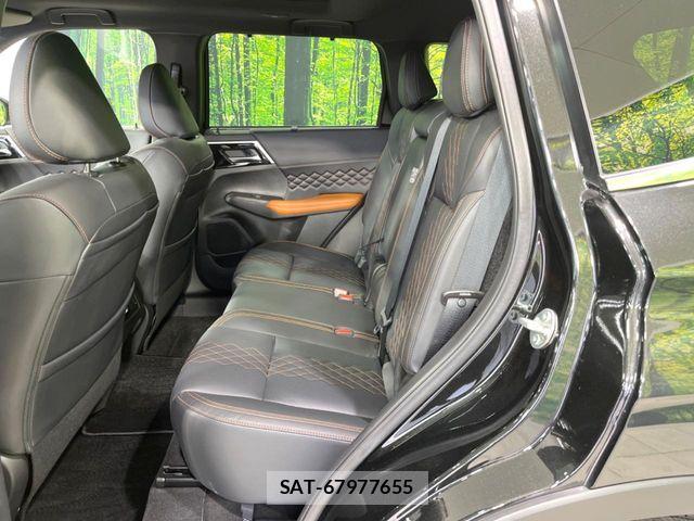 Mitsubishi OUTLANDER PHEV 2022-02 8745095-8