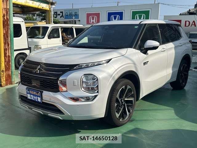 Mitsubishi OUTLANDER PHEV 2024-02 8797074-2