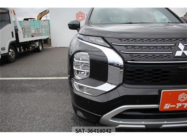 Mitsubishi OUTLANDER PHEV 2022-09 8797078-12