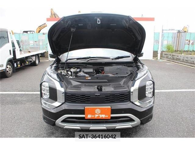 Mitsubishi OUTLANDER PHEV 2022-09 8797078-28