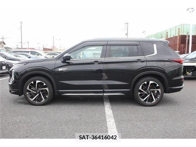 Mitsubishi OUTLANDER PHEV 2022-09 8797078-7