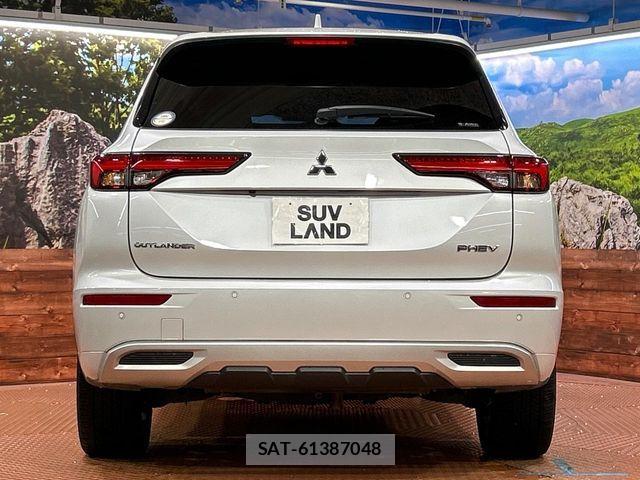 Mitsubishi OUTLANDER PHEV 2022-08 8797077-15