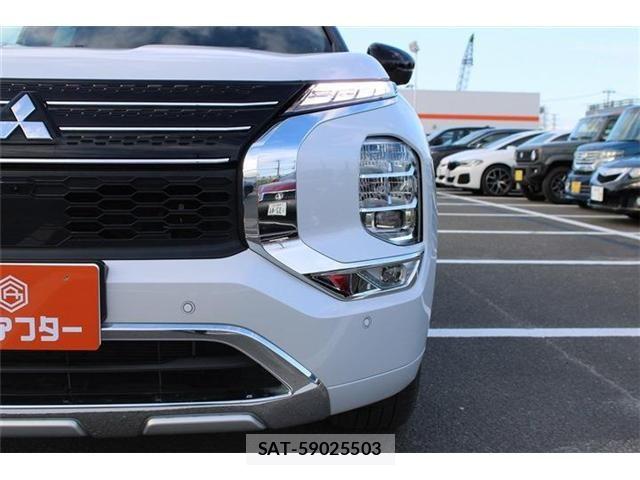 Mitsubishi OUTLANDER PHEV 2022-02 8797079-10